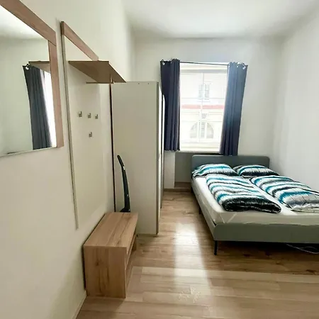 Apartamento Geraeumige In
